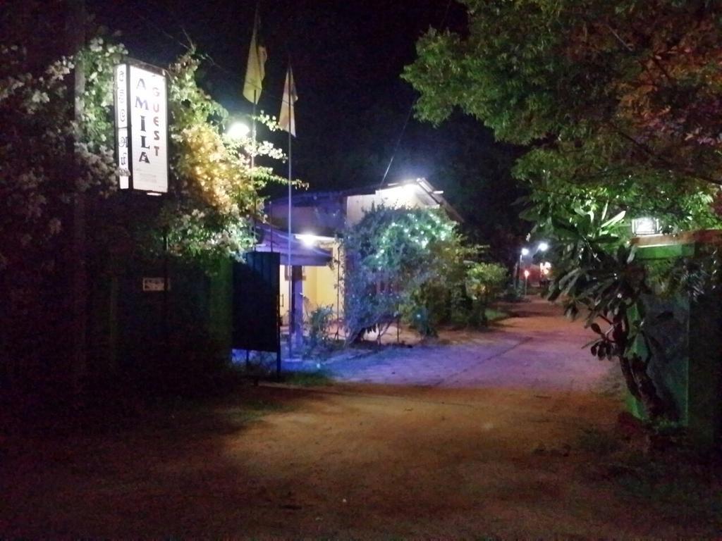 Amila Guest Hotel Trincomalee Ngoại thất bức ảnh